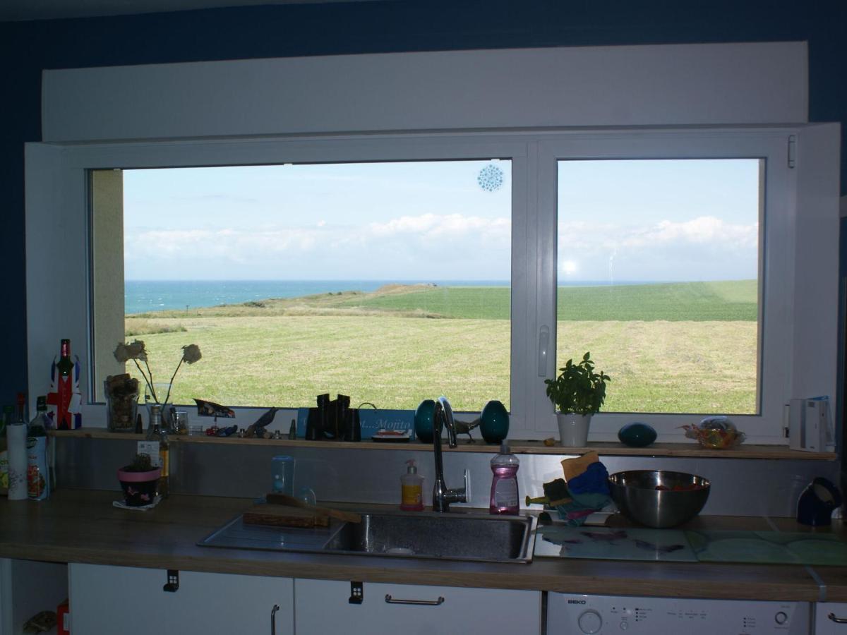 Wonderful Holiday Home In Audinghen With Garden Exterior foto